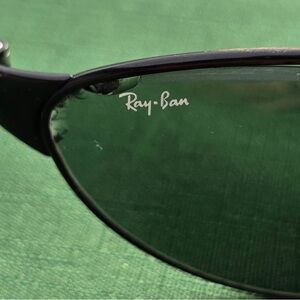 Ray-Ban Classic Black Sunglasses